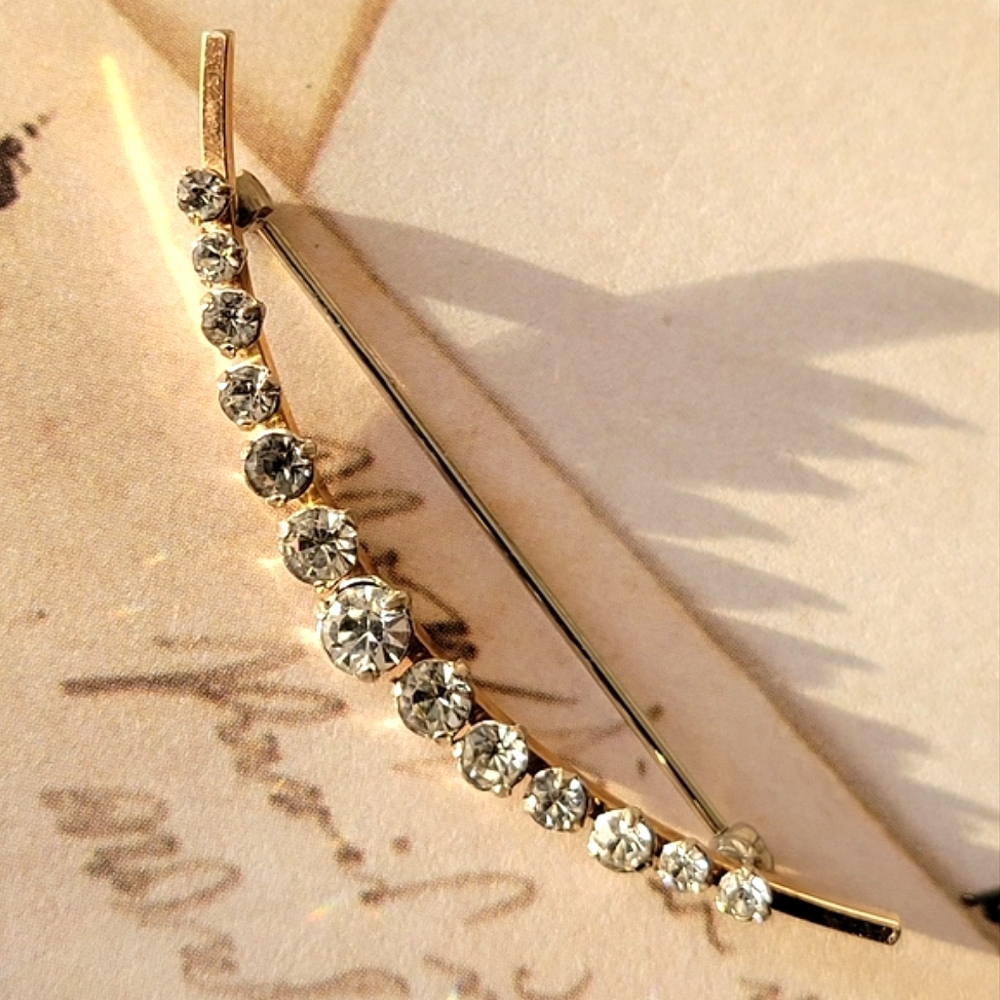 Vintage Krementz Cresent moon brooch pin gold clear rhinestones celestial